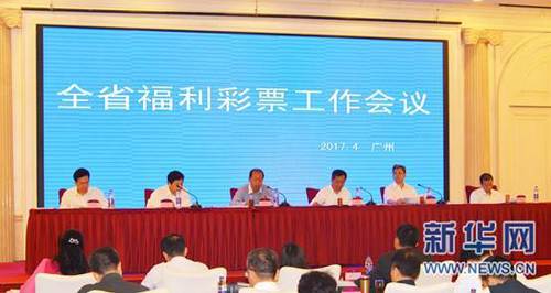 国产精品高清一区二区人妖